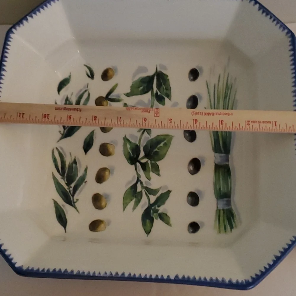 Vintage Williams Sonoma Sardinia Square 12
